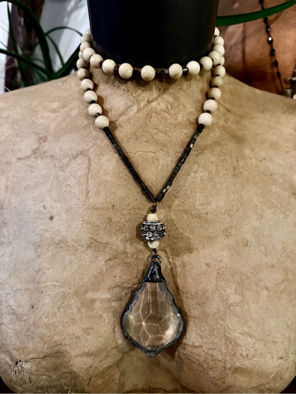 Boho White Bead Crystal Pendant Necklace